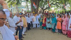 Garland : कांग्रेसियों ने मनाई 157 वीं गांधी जयंती, पूर्व प्रधानमंत्री लाल बहादुर शास्त्री की जयंती पर प्रतिमा पर किया माल्यार्पण ?