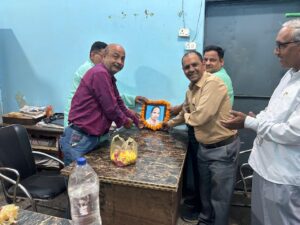 Homage : हीरालाल बारहसैनी इंटर कॉलेज में स्थापना दिवस पर संस्थापक स्व. शंभूनाथ वर्मा को श्रद्धांजलि ?