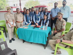 Police station in-charge : मिशन शक्ति - 05 के दृष्टिगत 11वीं की छात्रा सृष्टि राय को बनाया गया एक दिन का थाना प्रभारी ?
