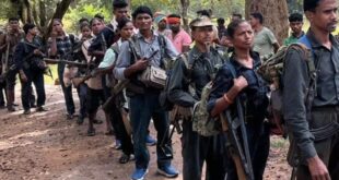 Weapons deposited : छत्तीसगढ़ के कांकेर में 21 नक्सलियों ने किया सरेंडर, AK-47 समेत ये हथियार किए जमा ?