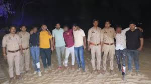 Goods recovered : हापुड़ में मुठभेड़ के बाद 3 बदमाश गिरफ्तार, हथियार व चोरी का सामान बरामद ?
