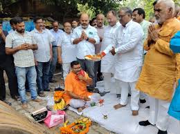 Bhoomi Pujan : जौनपुर: शुरू हुआ बहुप्रतीक्षित जगदीशपुर रेलवे फ्लाईओवर का निर्माण, मंत्री ने किया भूमि पूजन ?