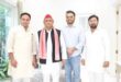 Meeting with Akhilesh Yadav : पूर्व सांसद हाजी फज़लूर्रहमान के बेटे मोनिस रज़ा की लखनऊ में सपा अध्यक्ष अखिलेश यादव से मुलाक़ात ?