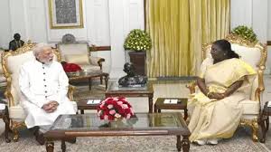 Wished Happy Diwali : प्रधानमंत्री मोदी ने राष्ट्रपति मुर्मू से मुलाकात की, दिवाली की शुभकामनाएं दीं ?
