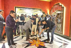 Ajay Devgan : अजय देवगन ने गाजियाबाद में नए मल्टीप्लेक्स के शुभारंभ के साथ देवगन सिनेक्स का विस्तार किया ?