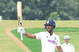 South Africa : भारत बनाम साउथ अफ्रीका : पंत के साथ कोलकाता टेस्ट खेलेंगे जुरेल, इस खिलाड़ी को बैठना पड़ सकता है बाहर ?