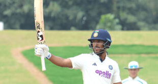 South Africa : भारत बनाम साउथ अफ्रीका : पंत के साथ कोलकाता टेस्ट खेलेंगे जुरेल, इस खिलाड़ी को बैठना पड़ सकता है बाहर ?