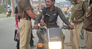 SP told the policemen : एसपी ने पुलिसकर्मियों को बताए यातायात नियम शामली में सड़क सुरक्षा जागरूकता अभियान का किया नेतृत्व ?