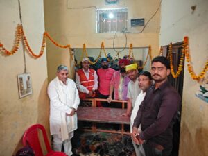 Guru Nanak Dev : गुरुनानक देव जी की जयंती व प्रकाशोत्सव पर डॉ. अनुराग श्रीवास्तव द्वारा गुरुद्वारे में जोड़े की सेवा ?