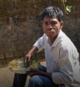 Funeral : अपने ही अंतिम संस्कार में पहुंच गया ‘मरा हुआ' युवक, घर में लाश के सामने मचा था रोना धोना ?