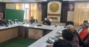 Voter list : जिलाधिकारी ने मतदाता सूची पुनरीक्षण हेतु BLO द्वारा घर-घर गणना प्रपत्र वितरण अभियान की समीक्षा की ?