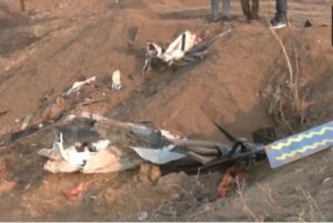 Gwalior : ग्वालियर में दर्दनाक सड़क हादसा: Fortuner कार की ट्रैक्टर ट्रॉली से जोरदार टक्कर, 5 की मौत, गाड़ी काटकर निकालने पड़े शव ?