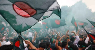Bomb blast : शेख हसीना पर ICT के फैसले से पहले ढाका में बम ब्लास्ट, हिंसक प्रदर्शनकारियों को देखते ही गोली मारने का आदेश ?