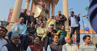 Remember life : कांग्रेसियों ने मनाया संविधान दिवस, संविधान दिवस पर किया बाबा साहब डॉक्टर भीमराव अंबेडकर जी के जीवन को याद ?