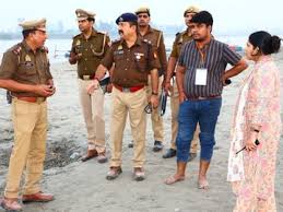 Nine policemen suspended : कार्तिक मेले में ड्यूटी से गायब मिले, हापुड़ में दो SI समेत नौ पुलिसकर्मी सस्पेंड ?