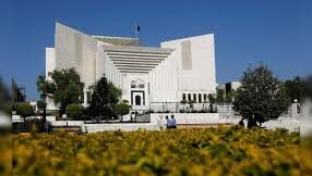 What happened in pakistan : पाक में ये क्या हुआ! हजारों लोगों की भीड़ जबरन सुप्रीम कोर्ट में घुसी, एक अहमदिया को ‘ईशनिंदा’ से बरी करना नागवार गुजरा ?