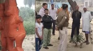 Idol broken in Hanuman temple : उत्तर प्रदेश के हापुड़ जिले में हनुमान मंदिर में मूर्ति भंग की घटना पर ग्रामीणों और भाजपा नेताओं की कार्रवाई ?