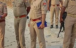 Illegal weapons recovered : मुरादाबाद में एनकाउंटर, पुलिस से मुठभेड़ में दो बदमाश ढेर भारी मात्रा में अवैध हथियार बरामद ?