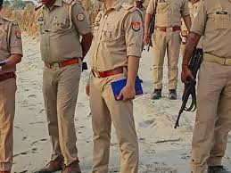 Illegal weapons recovered : मुरादाबाद में एनकाउंटर, पुलिस से मुठभेड़ में दो बदमाश ढेर भारी मात्रा में अवैध हथियार बरामद ?