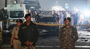 Delhi Blast LIVE : 7 बार बेची गई थी विस्फोट करने वाली i20 कार, 29 तारीख के नए CCTV फुटेज में 3 लोग थे सवार ?