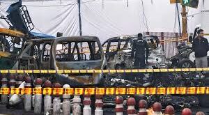 Delhi Blast : दिल्ली ब्लास्ट में कई मौतें, घायलों से मिले पीएम मोदी; एनआईए ने जांच टीम बनाई ?