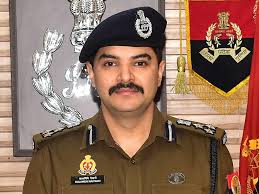 DIG: कलानिधि नैथानी की अगवानी में खुर्जा थाने को बनाया 'विवाह मंडप'भड़के अधिकारी, हटाने लगे पुलिसकर्मी ?