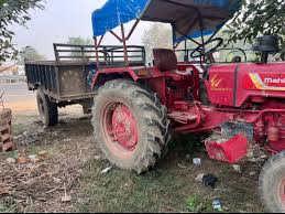 Sensation spread : घेर में खड़े ट्रैक्टर से बैटरी चोरी, क्षेत्र में फैली सनसनी ?