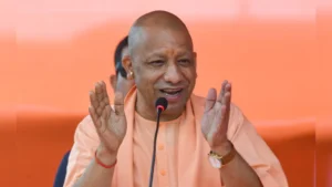 CM Yogi : जब सीएम योगी ने सुनाया मर्सिडीज कार से गमले चोरी का दिलचस्प किस्सा ?