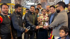 Son injured : गाजियाबाद में फ्लाईओवर की रेलिंग तोड़कर 50 फीट नीचे गिरी कार, पिता की मौत, बेटा घायल ?