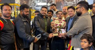 Son injured : गाजियाबाद में फ्लाईओवर की रेलिंग तोड़कर 50 फीट नीचे गिरी कार, पिता की मौत, बेटा घायल ?