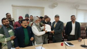 Director of Education : शिक्षा निदेशक वार्ता में संघ मांगपत्र सौंपा, वेतन प्रकरण निस्तारण निर्देश, आंदोलन 16 जनवरी तय ?