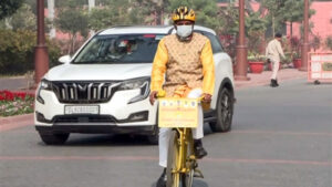 Pollution in Lucknow : लखनऊ में प्रदूषण से टी20 रद्द, अखिलेश ने भाजपा पर स्मॉग उपेक्षा आरोप ?