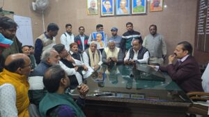 Repair and beautification : महापुरुषों की प्रतिमा मरम्मत-सौंदर्यीकरण हेतु कांग्रेसियों ने नगरपालिका अधिशासी अधिकारी को ज्ञापन सौंपा?