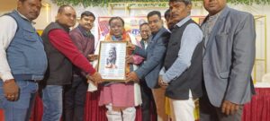 Grand welcome : कायस्थ समागम में दिखी अभूतपूर्व एकता, भाजपा जिलाध्यक्ष अन्नू श्रीवास्तव का भव्य स्वागत ?