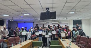 Self-help group : सहारनपुर में सेल्फ हेल्प ग्रुप के उत्पादों को नई पहचान देने की पहल मुख्य विकास अधिकारी के नेतृत्व में 6 महीने का विकास अभियान शुरू ?