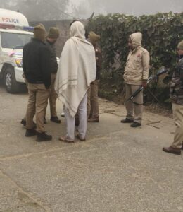 Shyampur Jat : हापुड़ के श्यामपुर जाट में मंदिर जाते कर्मवीर को बाइक सवार बदमाशों ने गोली मारी ?