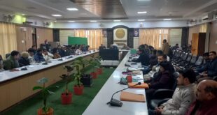 Law and order and prosecution meeting : हापुड़ में डीएम अभिषेक पांडेय, एसपी ने कानून व्यवस्था व अभियोजन बैठक में दिए निर्देश