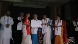 Medal Ceremony : पूर्वांचल विश्वविद्यालय में आखिर क्यों फायर हो गईं आनंदी बेन पटेल? प्रशासन को खूब सुनाया, मेडल सेरेमनी के दौरान 'घटना' ?