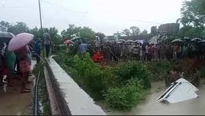 Curb accidents : दुर्घटनाओं पर अंकुश लगाने के लिए रेलिंग में लगे कट होंगे बंद- एसडीएम युवराज सिंह