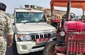 The bag was snatched: यूपी में हाईवे पर दिनदहाड़े 85 लाख लूटे टक्कर मारकर मुनीम को बाइक से गिराया तमंचा सटाकर रुपयों से भरा बैग छीना ?