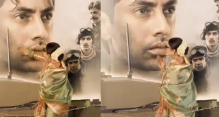 The world watched in amazement : अमिताभ बच्चन के नाती अगस्त्य नंदा पर रेखा ने लुटाया प्यार, सबके सामने चूमी तस्वीर, देखता रह गया जमाना ?