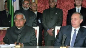 Putin in Delhi today : दिल्ली में आज पुतिन, पर वायरल हो रही 2001 की फोटो, मोदी-पुतिन का रिश्ता 25 साल पुराना ?