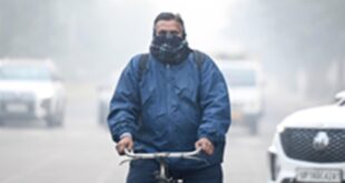 The cold is expected to intensify : एनसीआर में फिर बिगड़ी हवा : दोबारा रेड जोन में पहुंचा एक्यूआई, घना कोहरा और ठंड बढ़ने के आसार