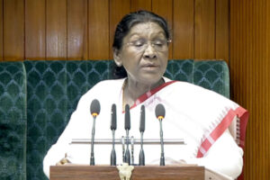 Opposition parties' uproar : राष्ट्रपति द्रौपदी मुर्मु ने की अभिभाषण में 'जी राम जी' योजना की प्रशंसा, विपक्षी दलों का हंगामा