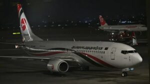 Air service restored : 14 साल बाद ढाका से कराची पहुंची पहली सीधी उड़ान, बहाल हुई हवाई सेवा