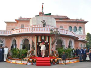 Tributes were paid to Jyoti : राजस्थान में 77वें गणतंत्र दिवस की धूम : मुख्यमंत्री भजनलाल शर्मा ने SMS स्टेडियम में ली परेड की सलामी, अमर जवान ज्योति पर दी श्रद्धांजलि