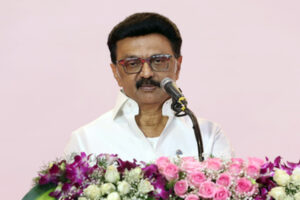 Ration cardholders are disappointed : तमिलनाडु: पोंगल पर मुफ्त धोती-साड़ी नहीं मिलने से कई राशन कार्डधारक निराश