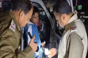 Intensive search continues : कोलकाता: मुर्शिदाबाद में बॉर्डर रोड पर हाई अलर्ट, वाहनों की सघन तलाशी जारी