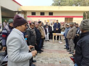 Harmonious atmosphere : शाहगंज तहसील में नववर्ष 2026 पर अधिवक्ताओं ने तहसीलदार संग शुभकामनाएं दीं सौहार्दपूर्ण वातावरण