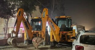 Illegal sand mining continues unchecked : डीएम सख्ती के बावजूद हापुड़ में खनन माफिया सक्रिय अवैध मिट्टी खनन जारी बेधड़क